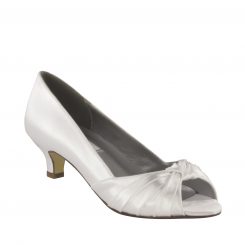 comfortable dyeable shoes
