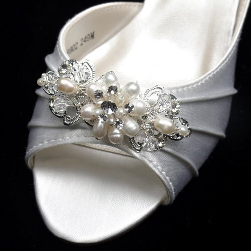 AA BRIDAL S-2316M SILVER PEARL SHOE CLIP - Dyeable Shoe Store