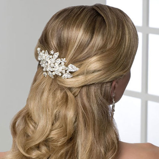 bridal hair with comb